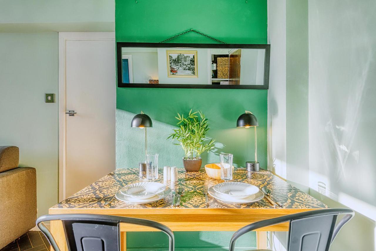 Warm And Welcoming Home In Putney By Underthedoormat London Ngoại thất bức ảnh