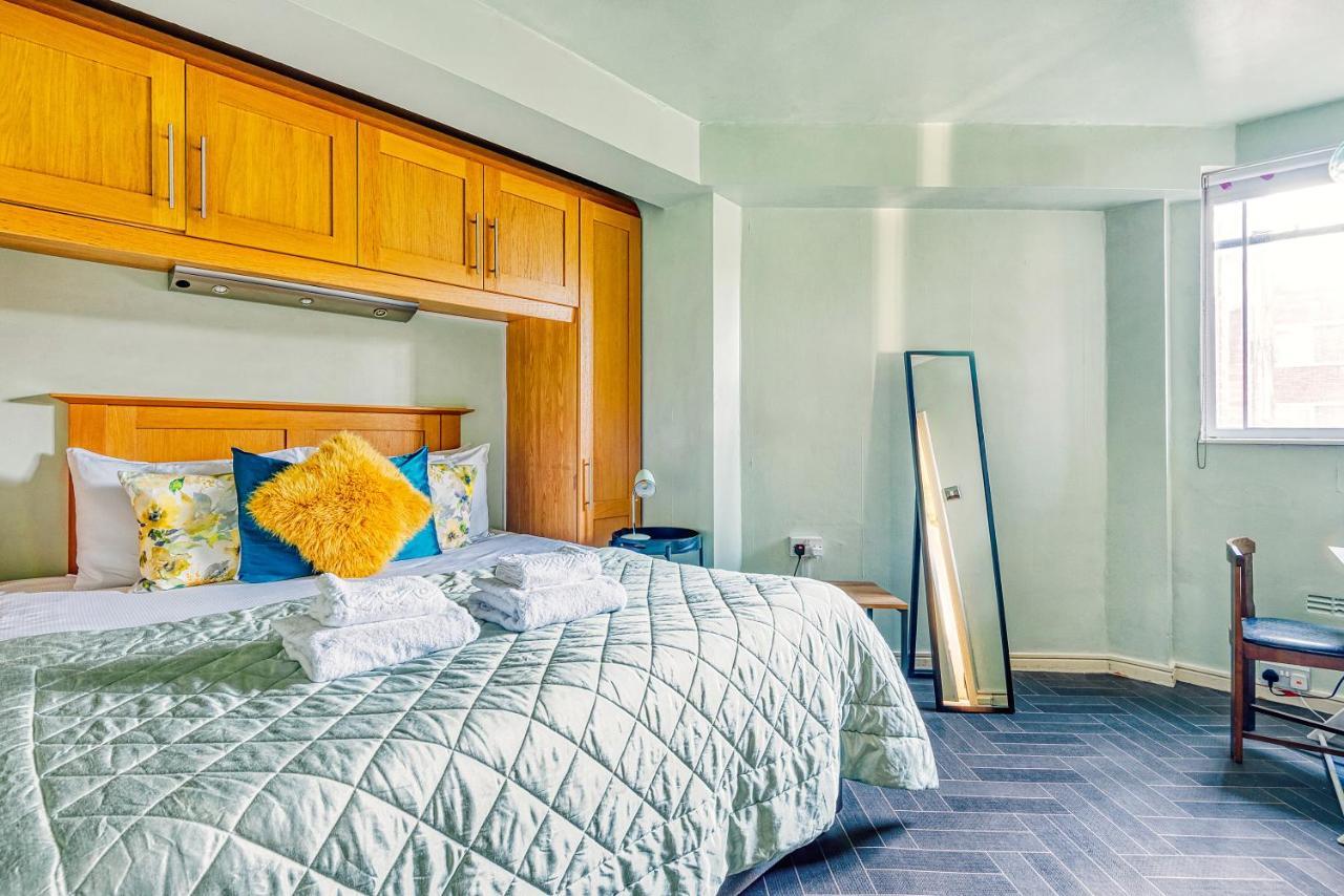 Warm And Welcoming Home In Putney By Underthedoormat London Ngoại thất bức ảnh